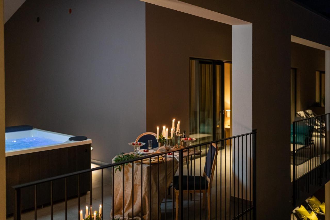 Shiloh Private Luxury Apartments Costermano Exterior foto